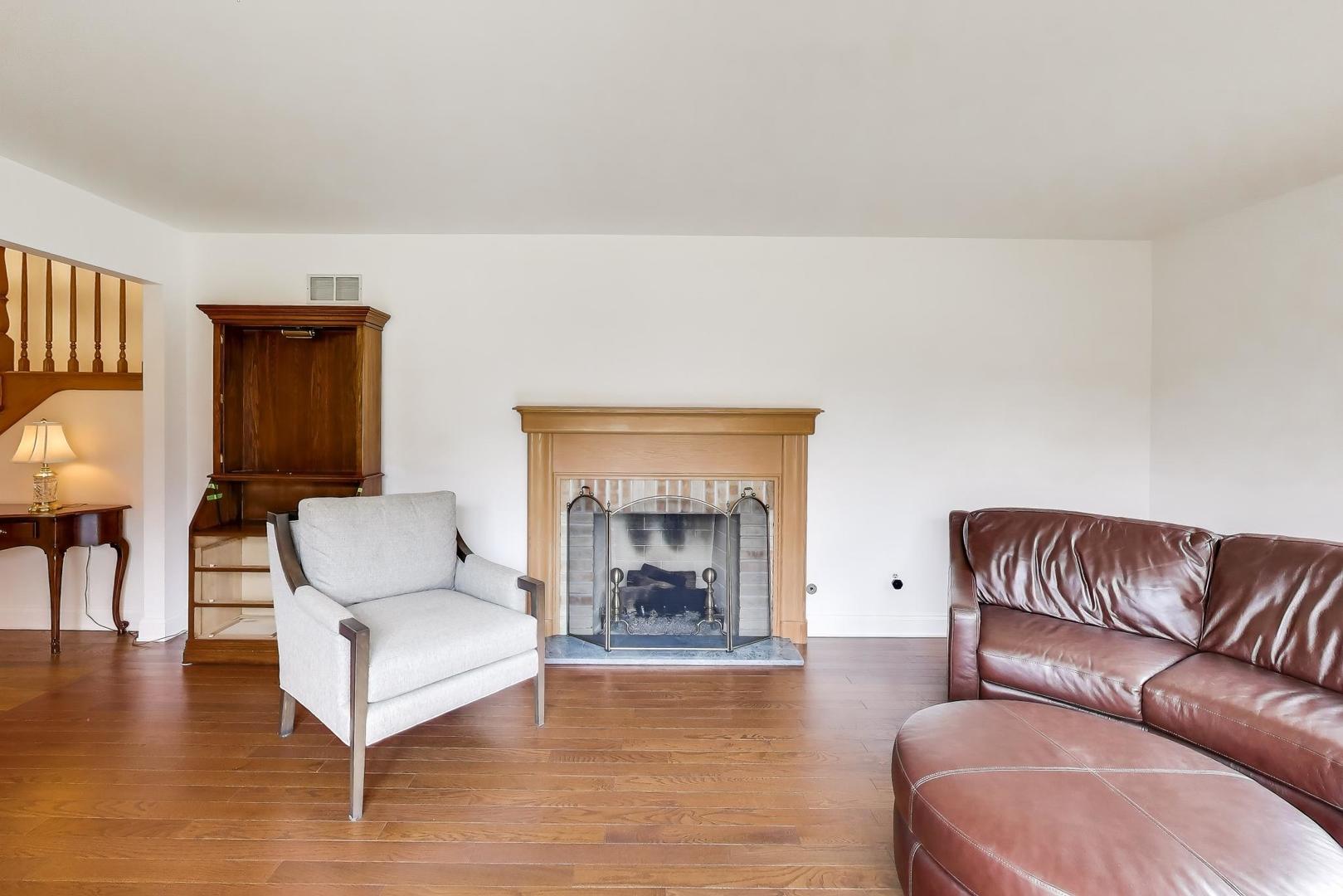 36W787 Red Haw Lane