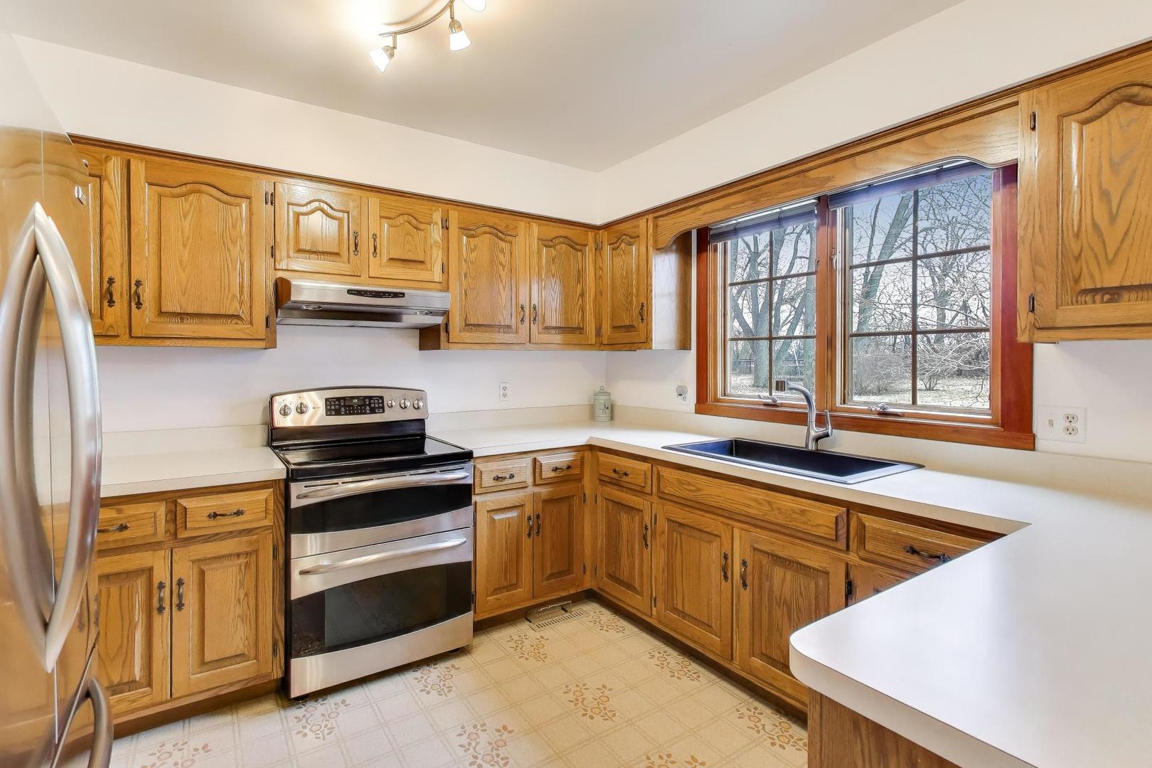 36W787 Red Haw Lane