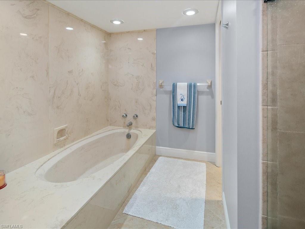 100 Wyndemere WAY # 305 Unit: A-305