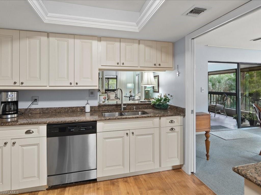 100 Wyndemere WAY # 305 Unit: A-305