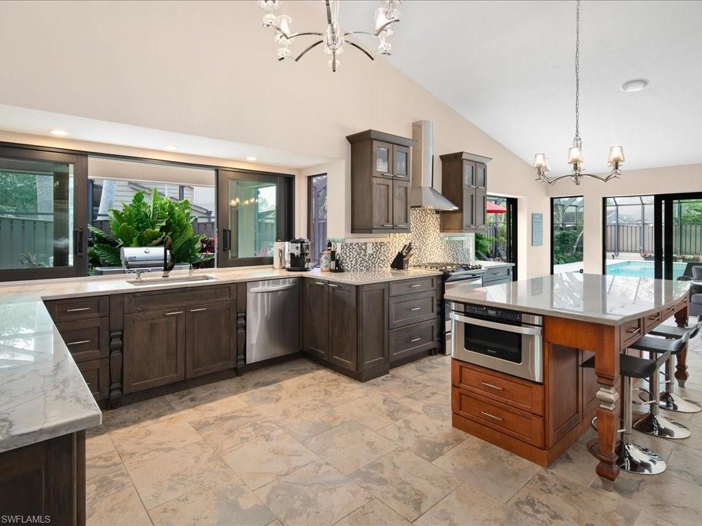 356 Edgemere WAY N # 27