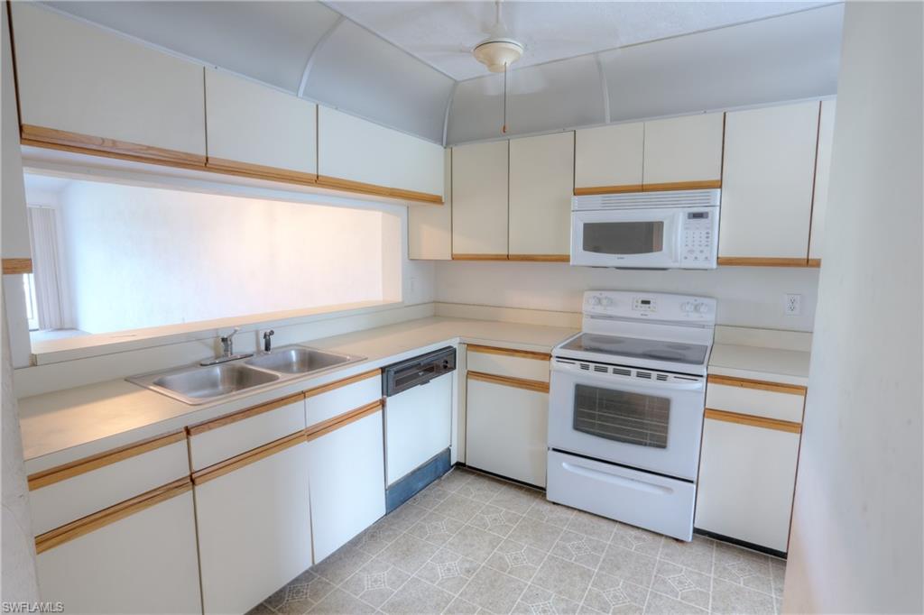 1219 Commonwealth CIR # E202