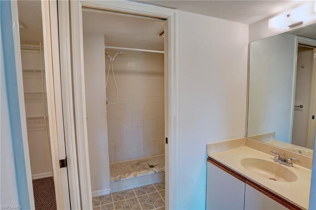 1219 Commonwealth CIR # E202