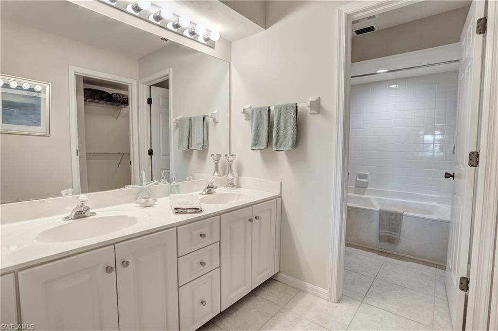 607 Courtside DR # 202 Unit: F-202