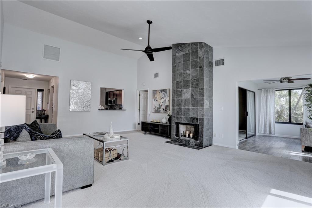 607 Courtside DR # 202 Unit: F-202