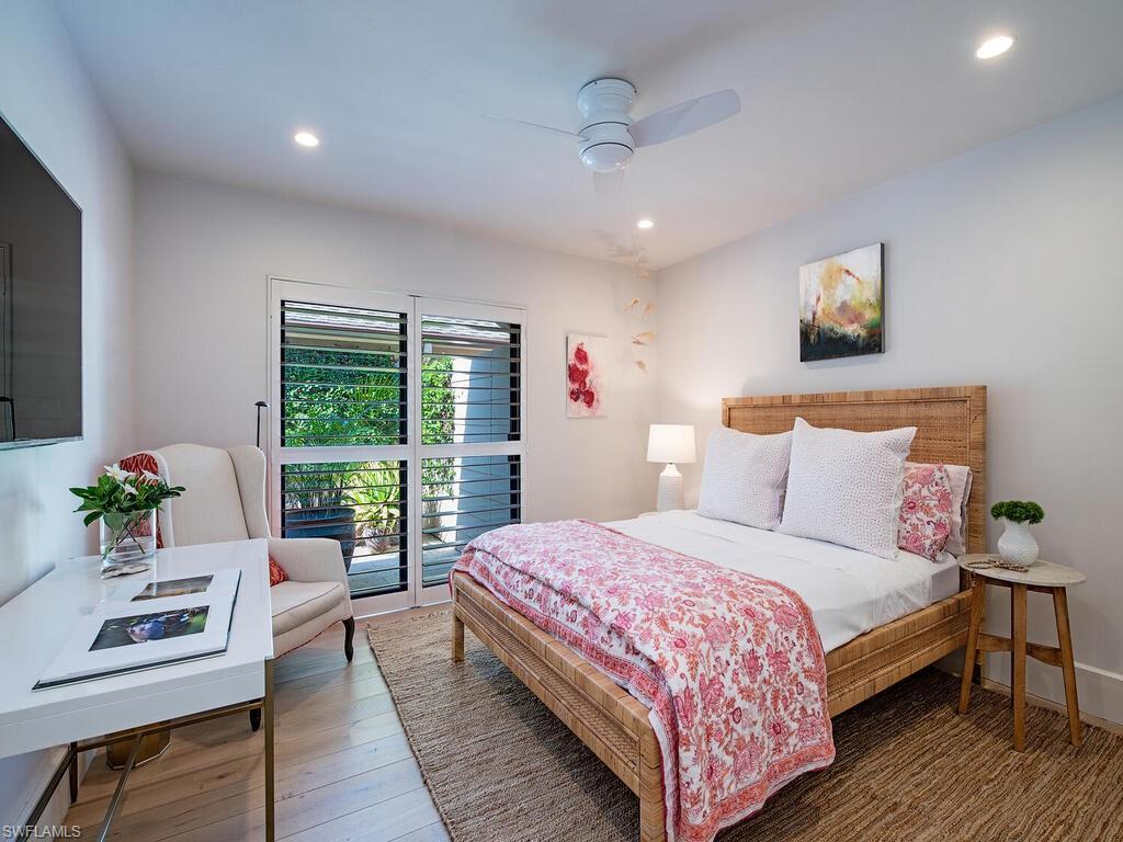 348 Edgemere WAY N # 31