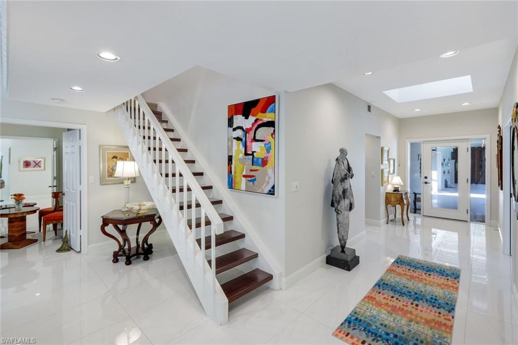 370 Edgemere WAY N # 20