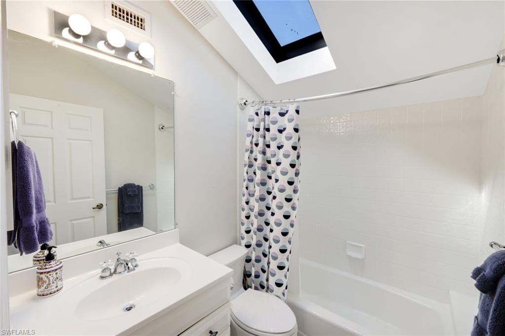 370 Edgemere WAY N # 20