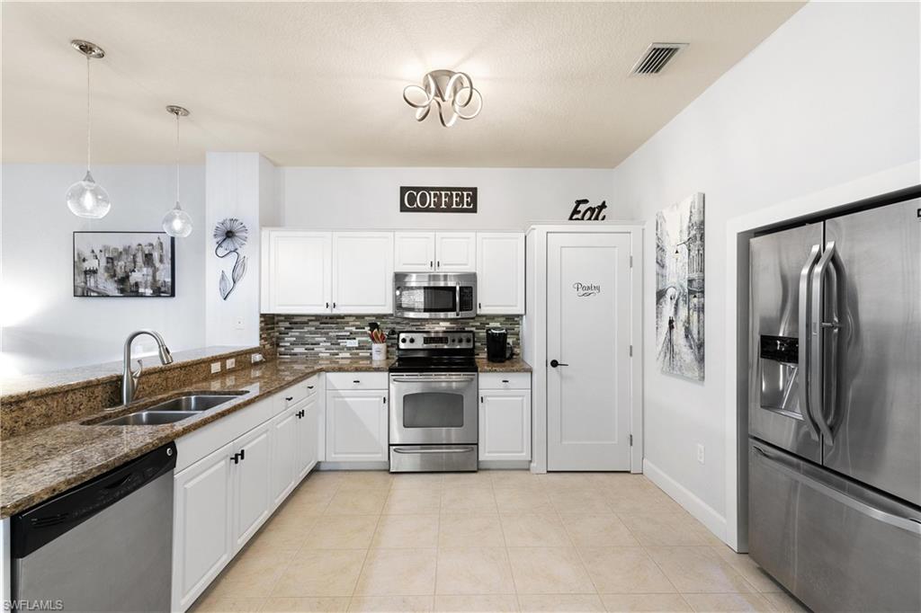 10021 Heather LN # 803