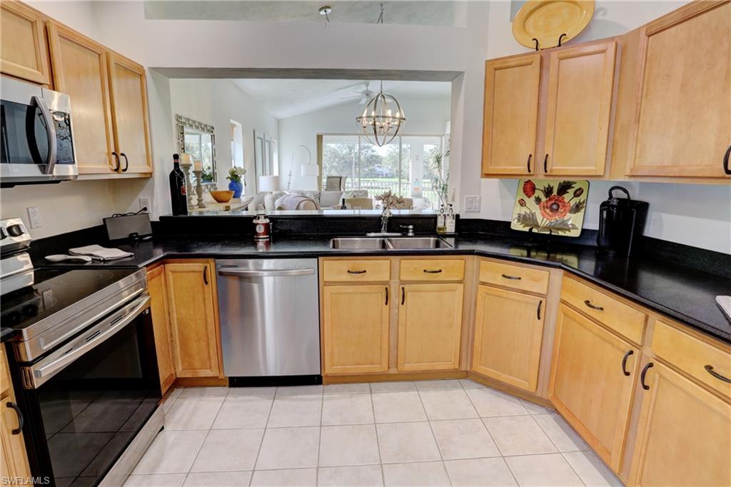 486 Edgemere WAY E # 2