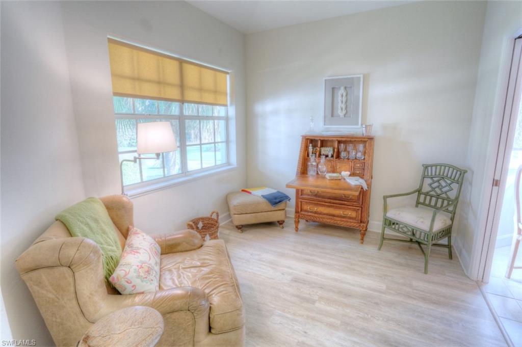 486 Edgemere WAY E # 2