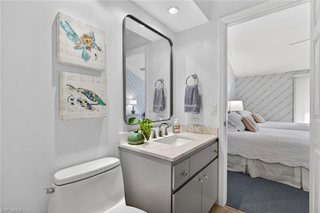 344 Edgemere WAY N # 33