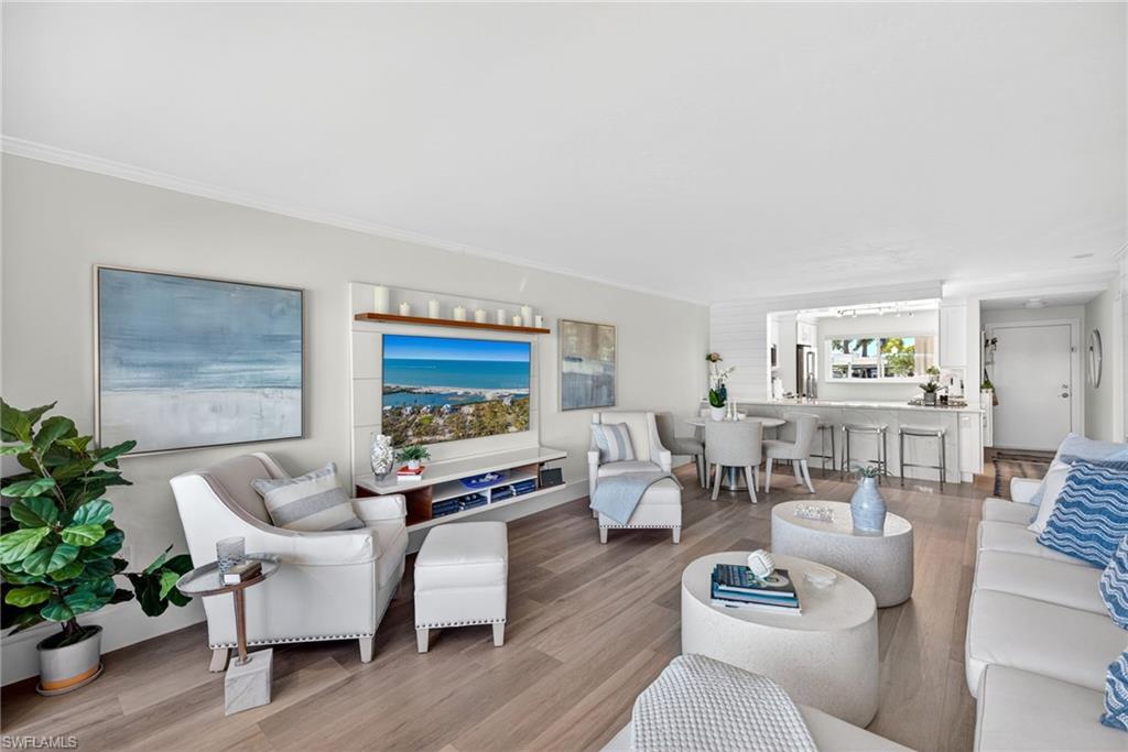 309 Goodlette-Frank RD S A204