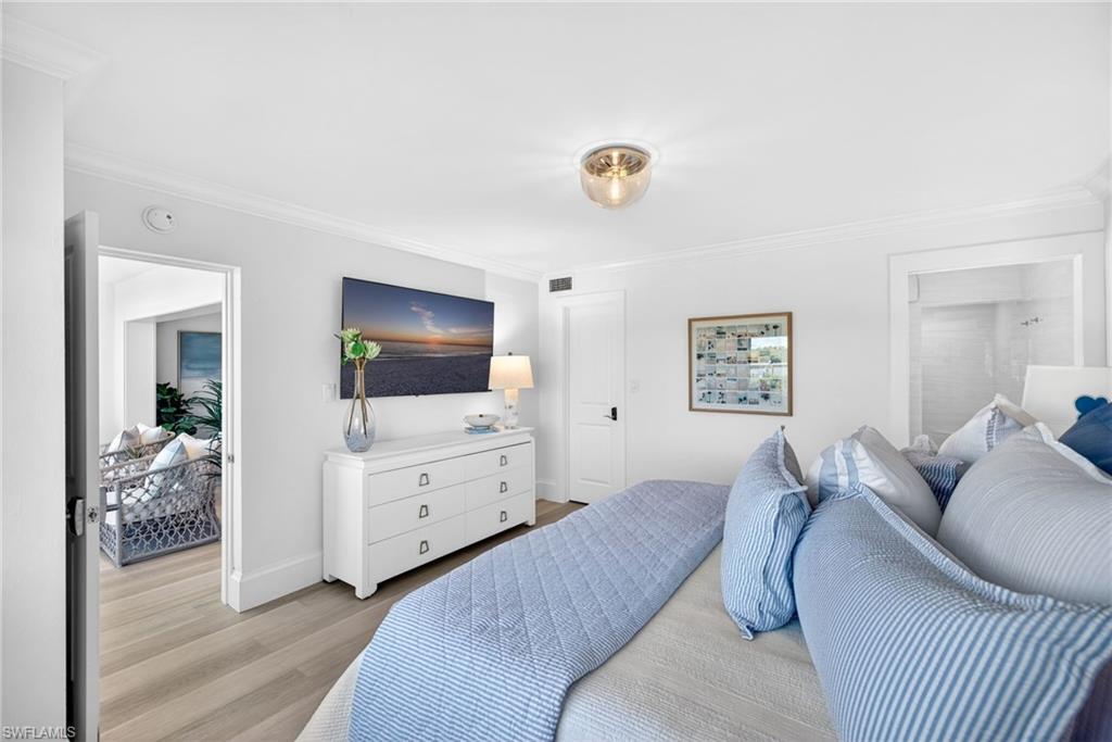 309 Goodlette-Frank RD S A204