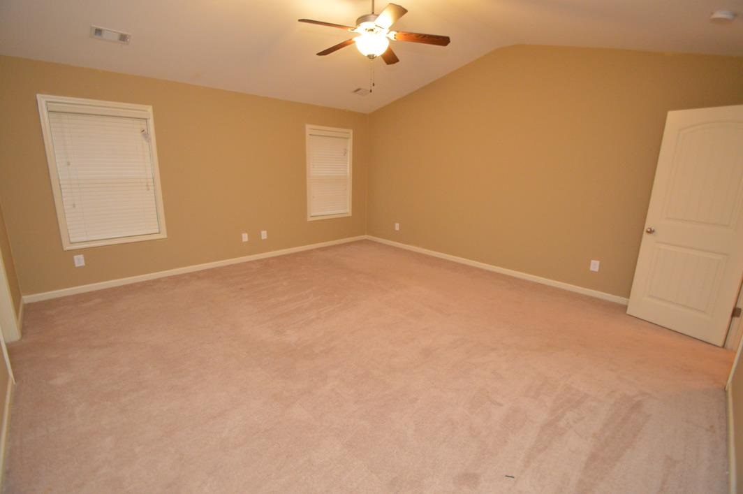 202 Great Oak Way