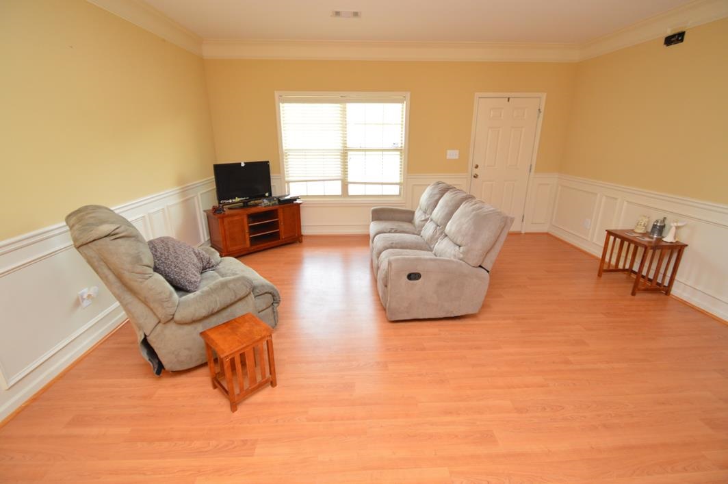 202 Great Oak Way