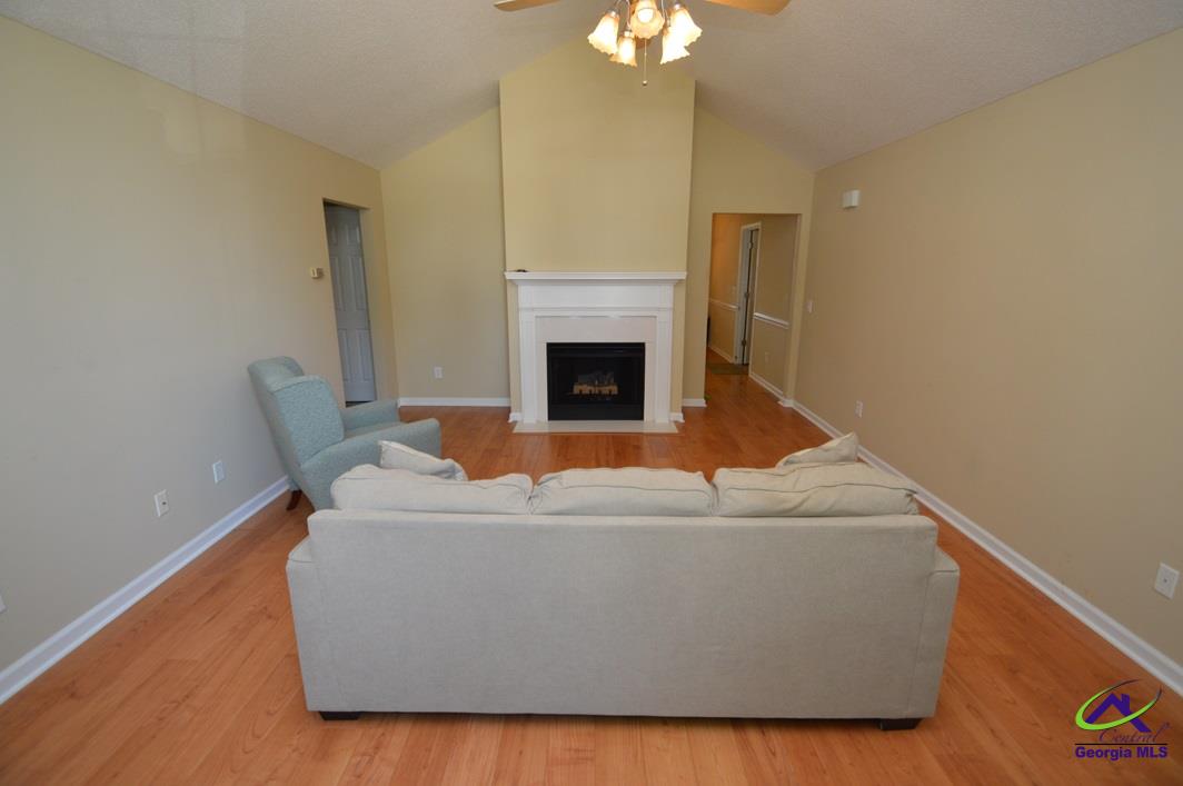 306 Eagles Landing Trail