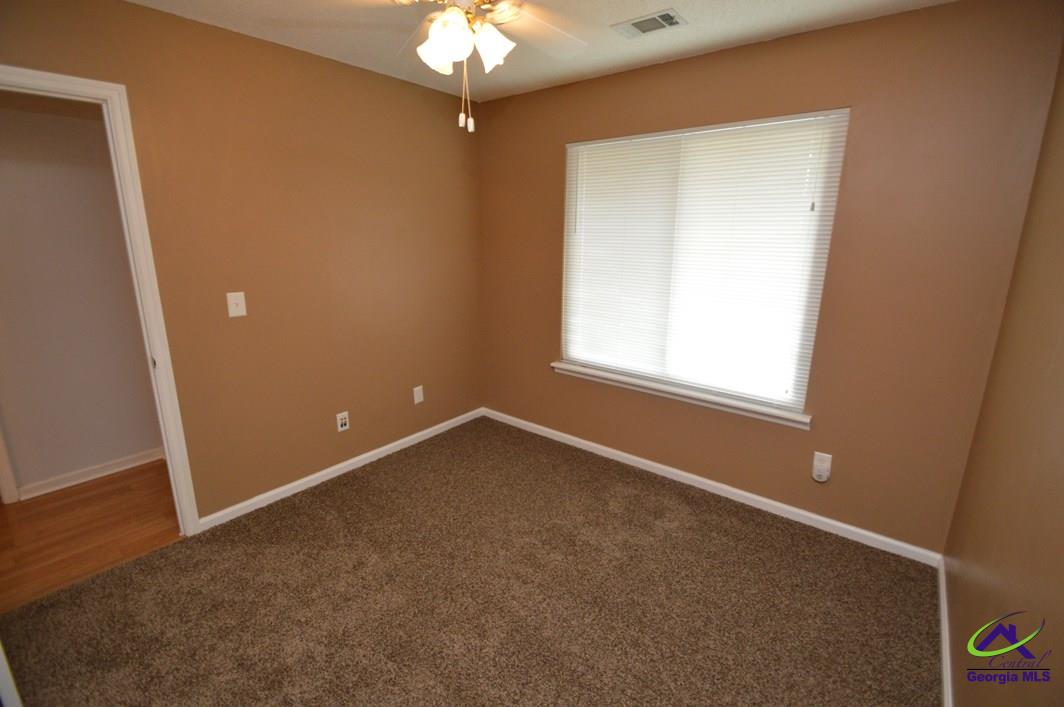 109 Kensington Circle