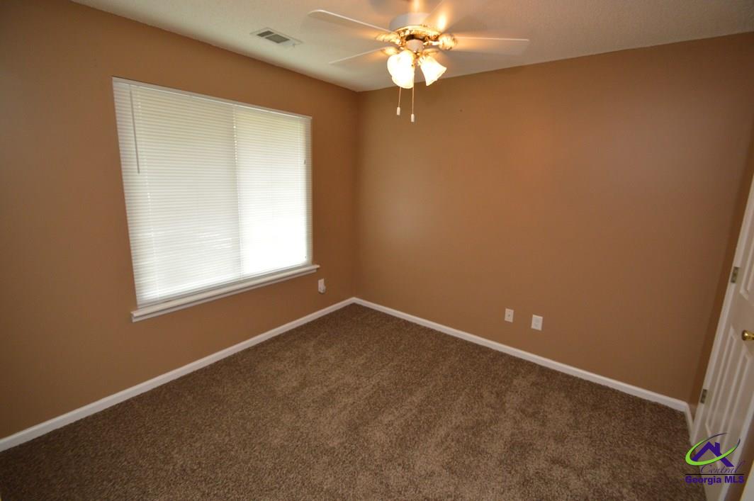 109 Kensington Circle