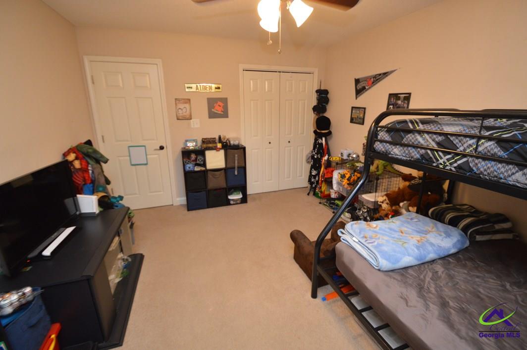 217 Hummingbird Lane