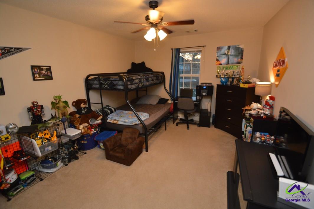 217 Hummingbird Lane