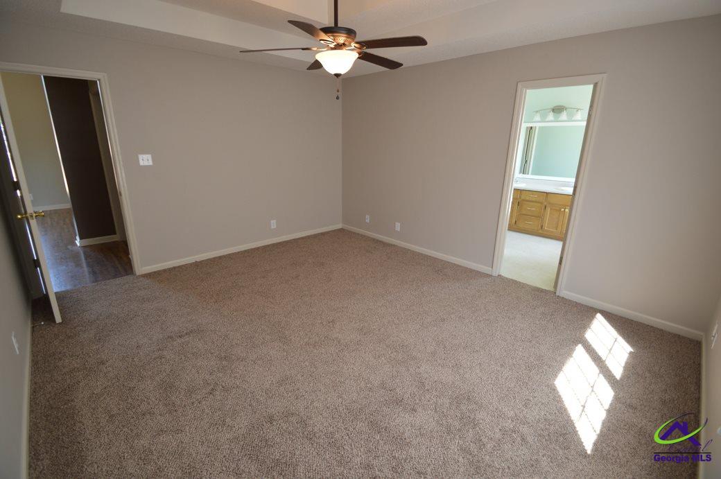 208 Settlers Trail
