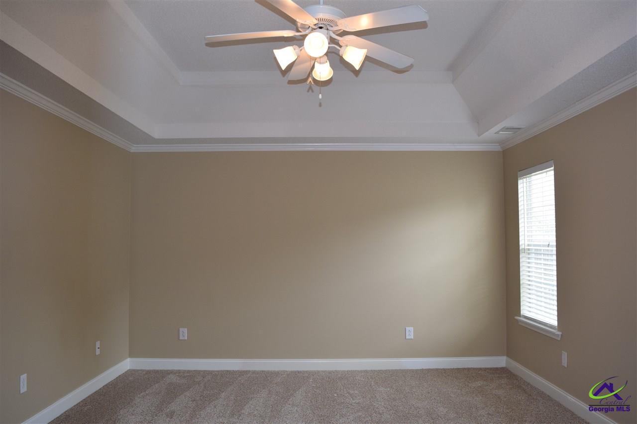 212 Hummingbird Lane
