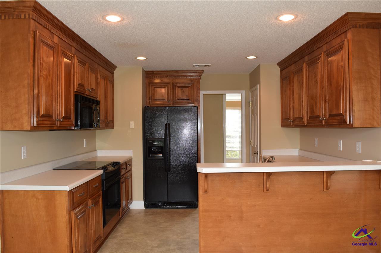 212 Hummingbird Lane