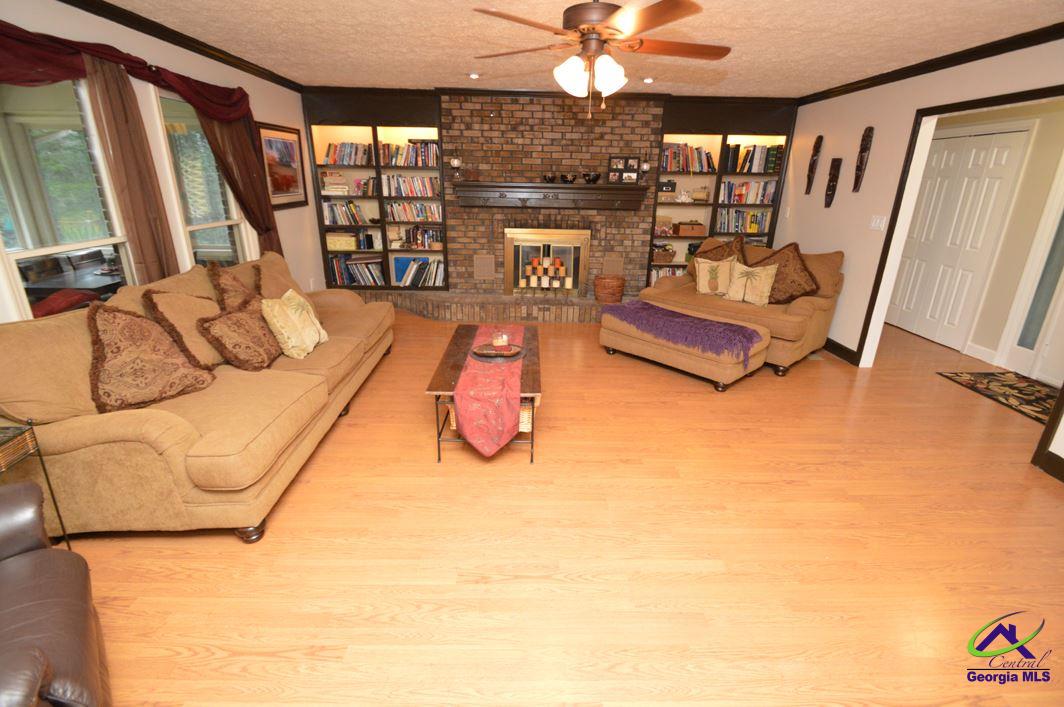 102 Nancy Place
