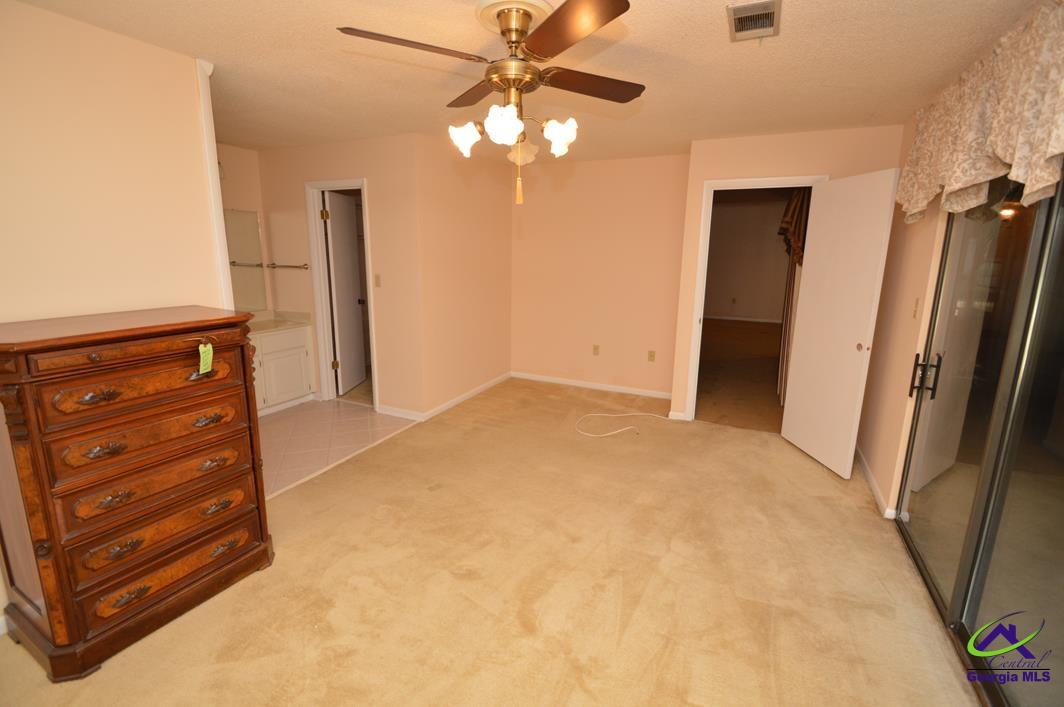 234 Atrium Ct