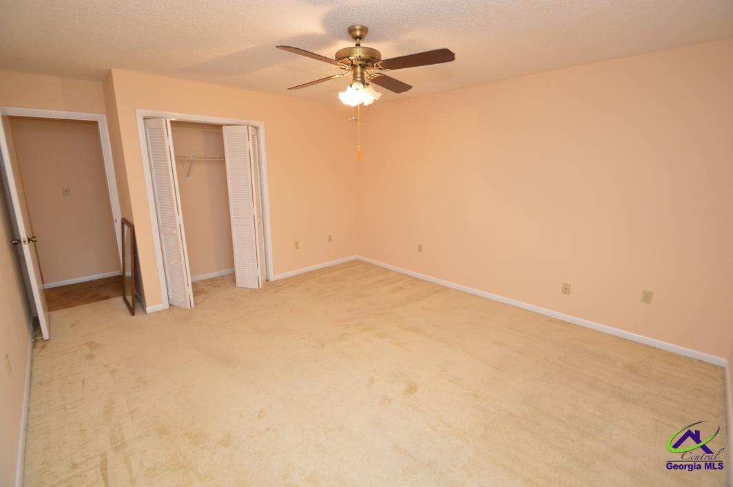 234 Atrium Ct