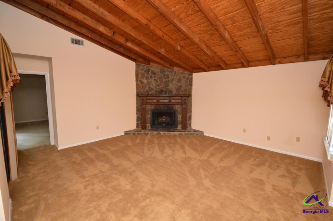 234 Atrium Ct