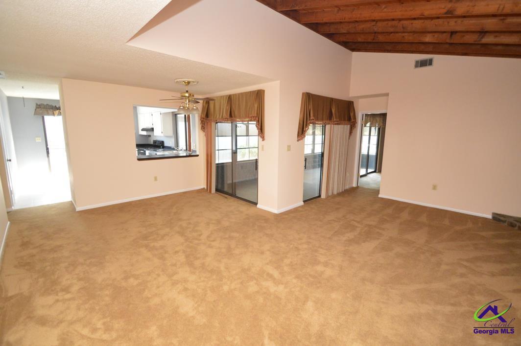 234 Atrium Ct