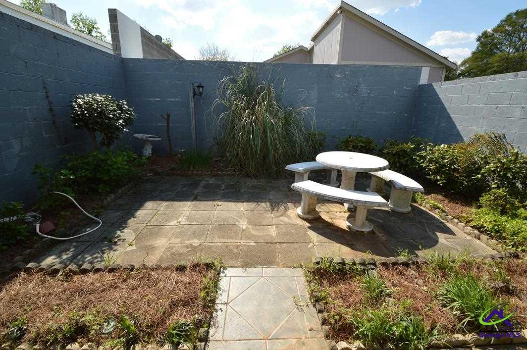 234 Atrium Ct