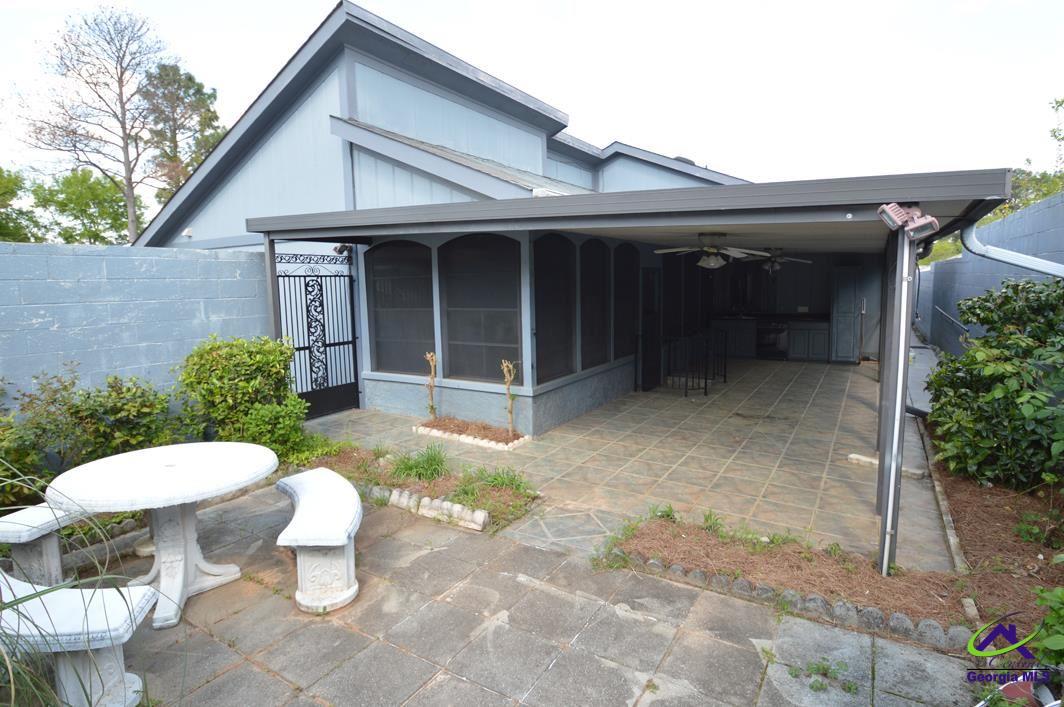234 Atrium Ct