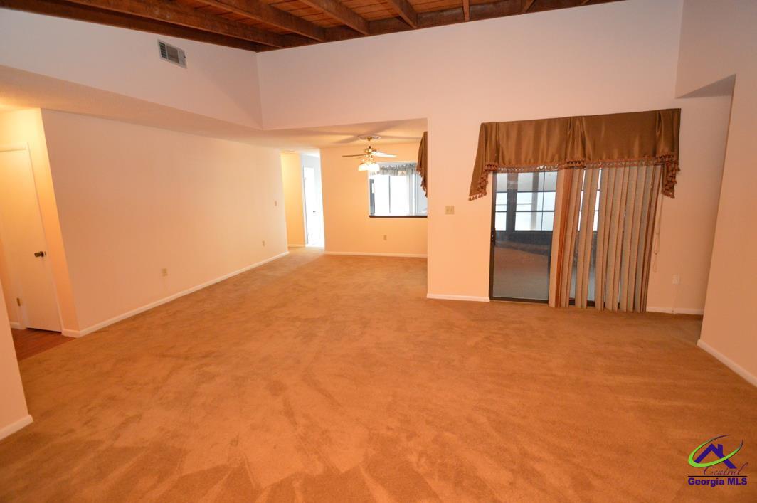 234 Atrium Ct