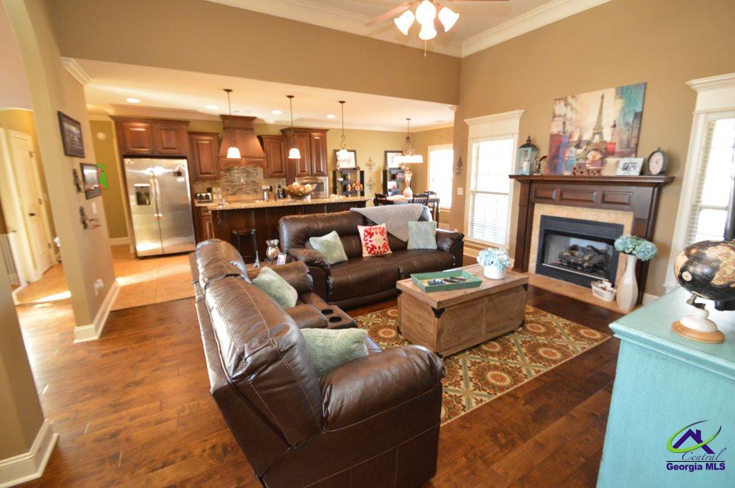 300 Grand Reserve Way