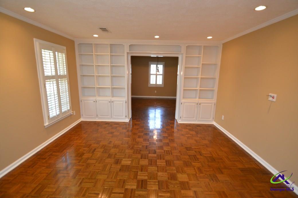 106 Lamar Drive