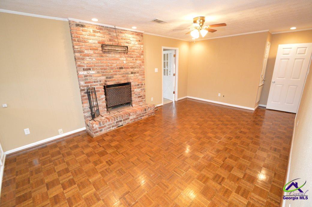 106 Lamar Drive
