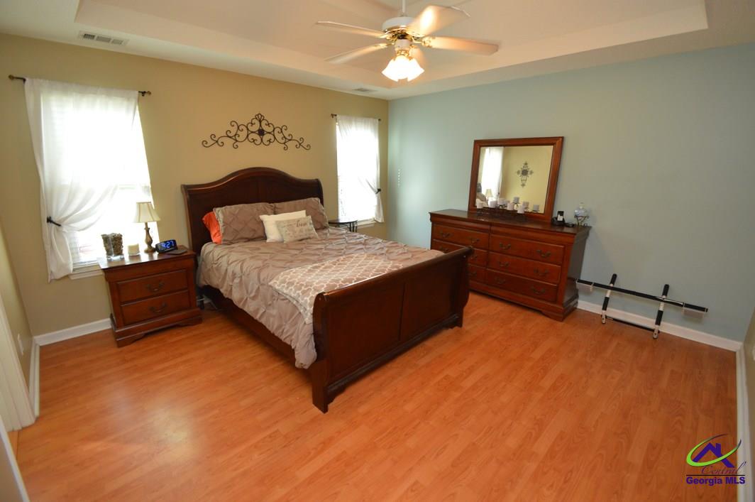 108 Silverking Court