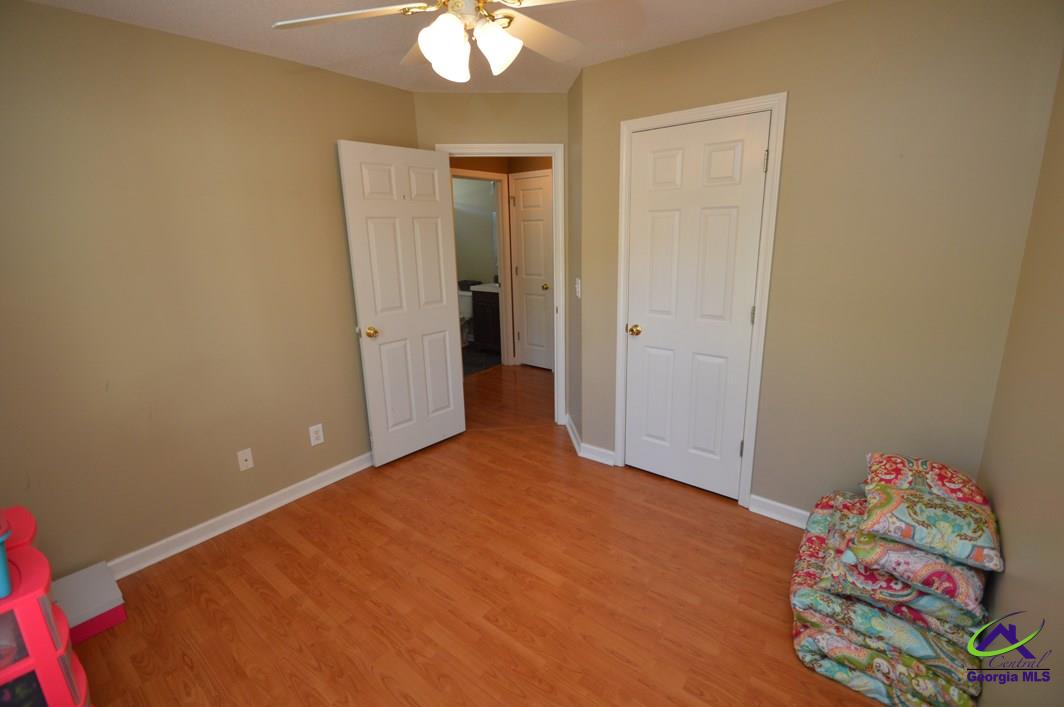 108 Silverking Court