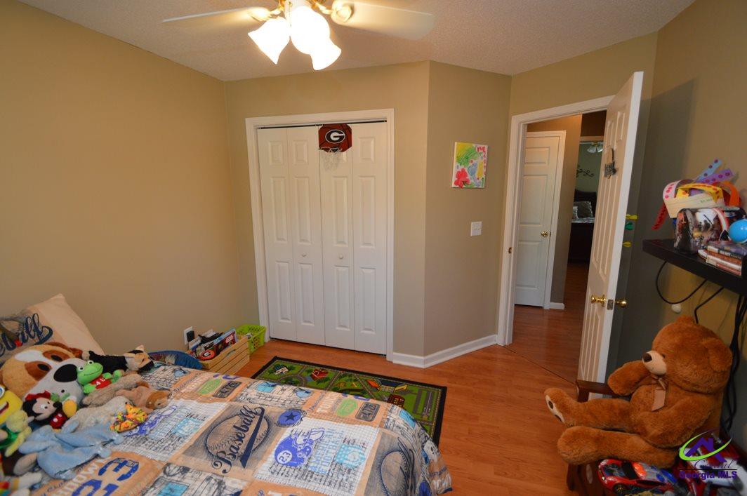 108 Silverking Court