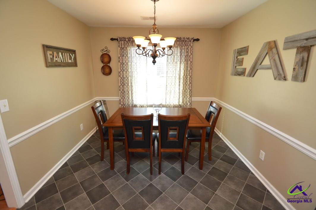 108 Silverking Court