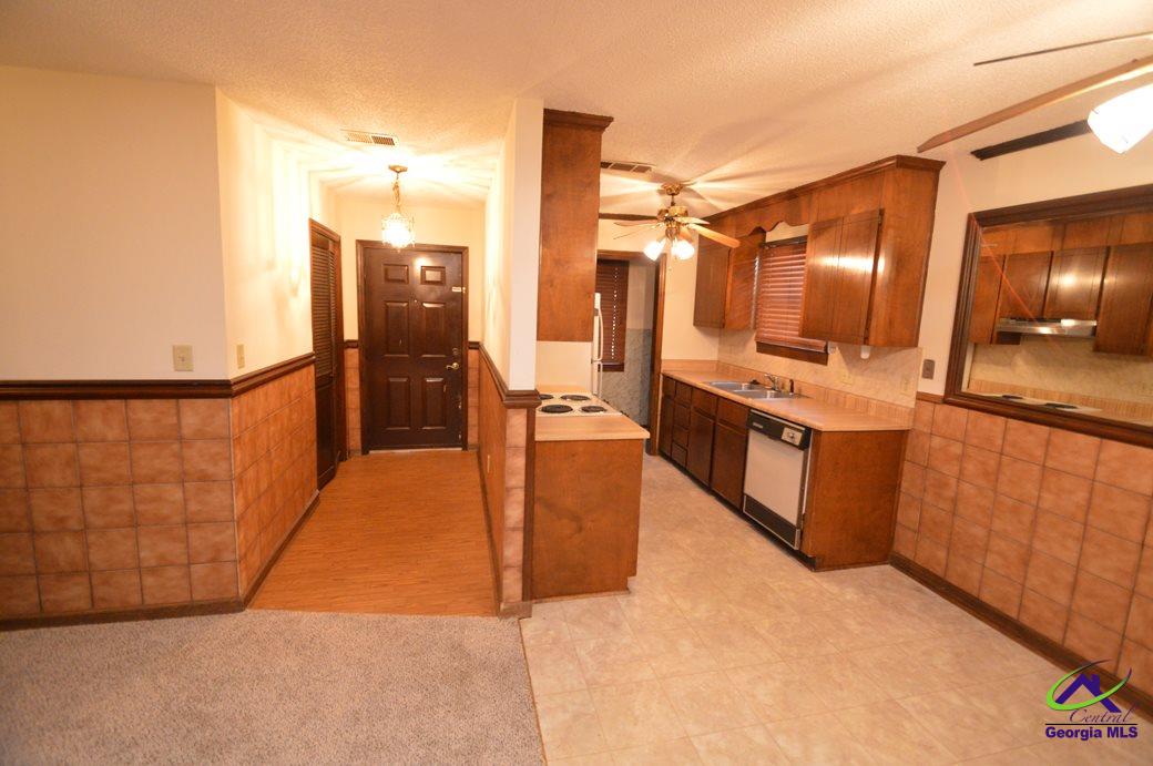 306 Westcliff Center