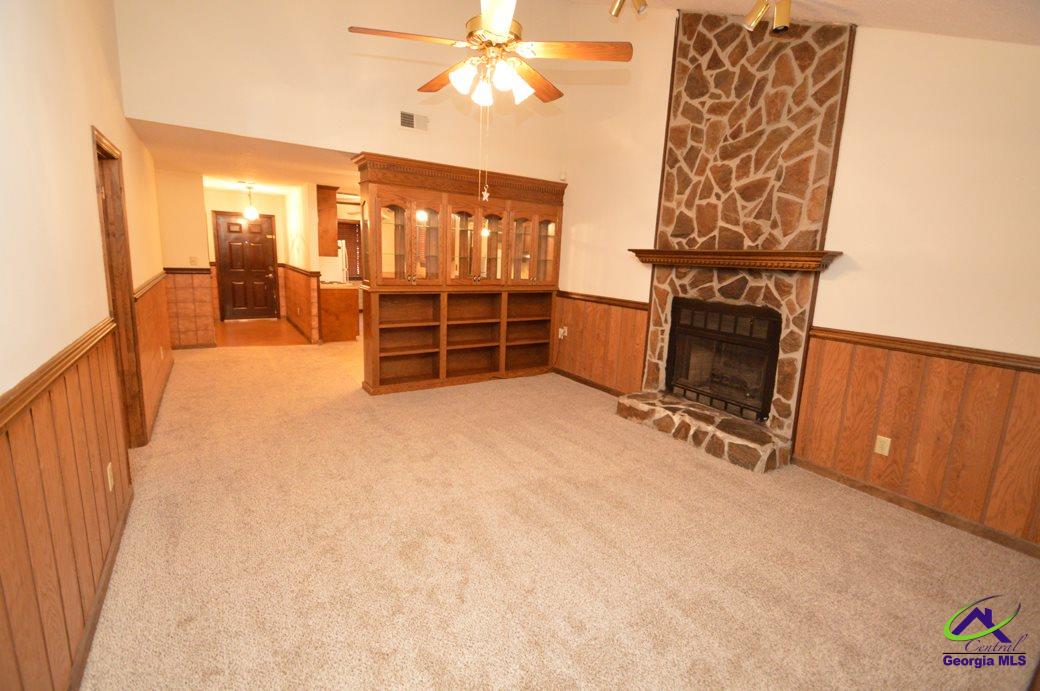 306 Westcliff Center
