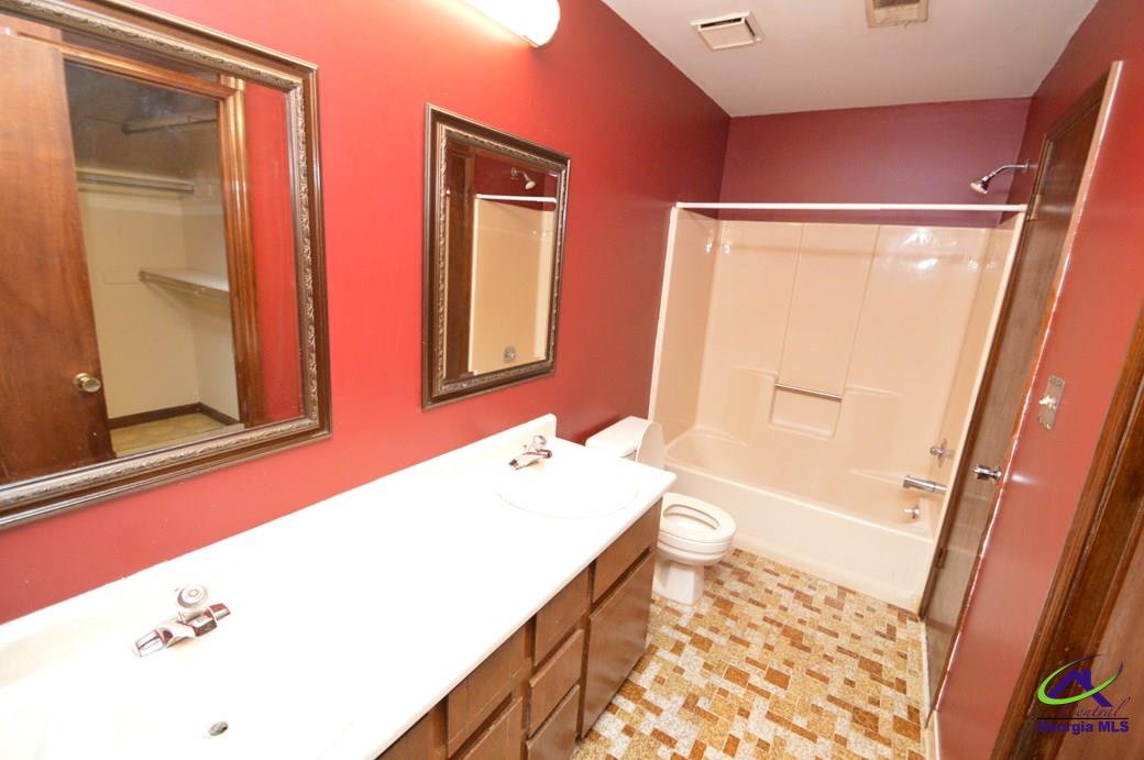 306 Westcliff Center