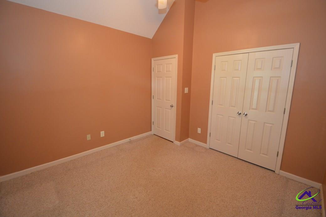 519 Grove Lane