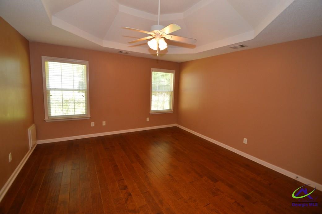 519 Grove Lane