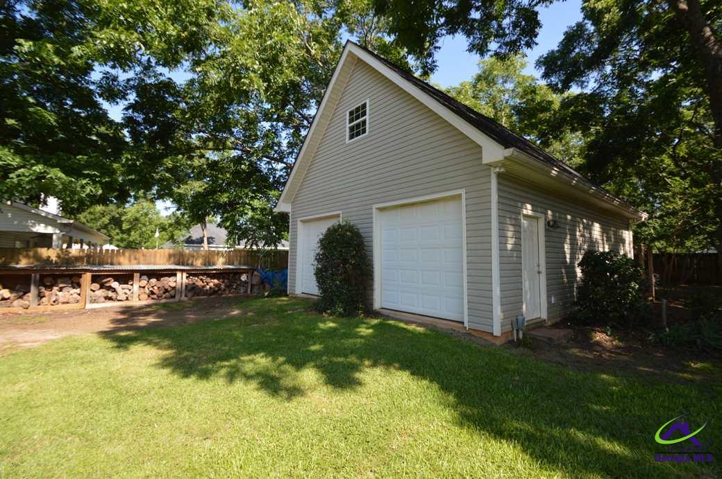 519 Grove Lane