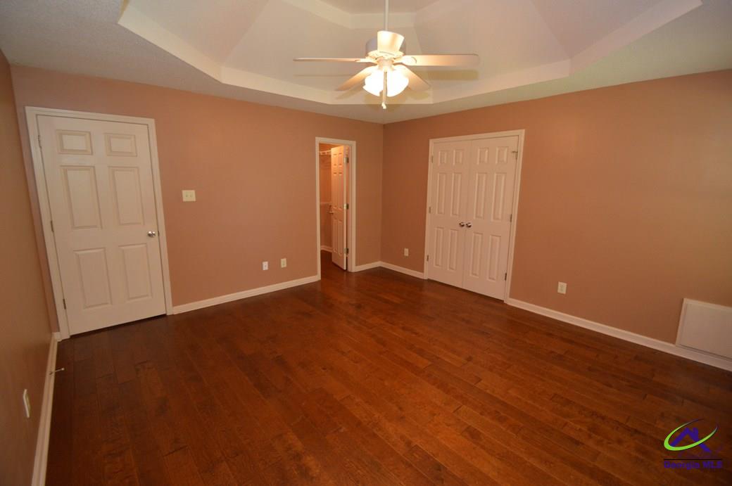 519 Grove Lane